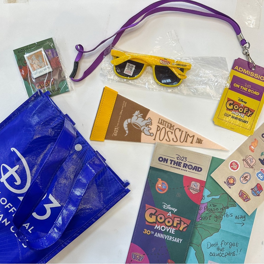 Souvenir Bag: A Goofy Movie On the Road